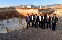 Vali Murat Sefa Demiryürek ve İlimiz Protokolü Sağlık Bilimleri Fakültesi İnşaatında İncelemelerde Bulundu